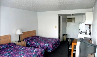 Twighlight Motel: 1701 S Ocean Blvd, Myrtle Beach, SC 29577
